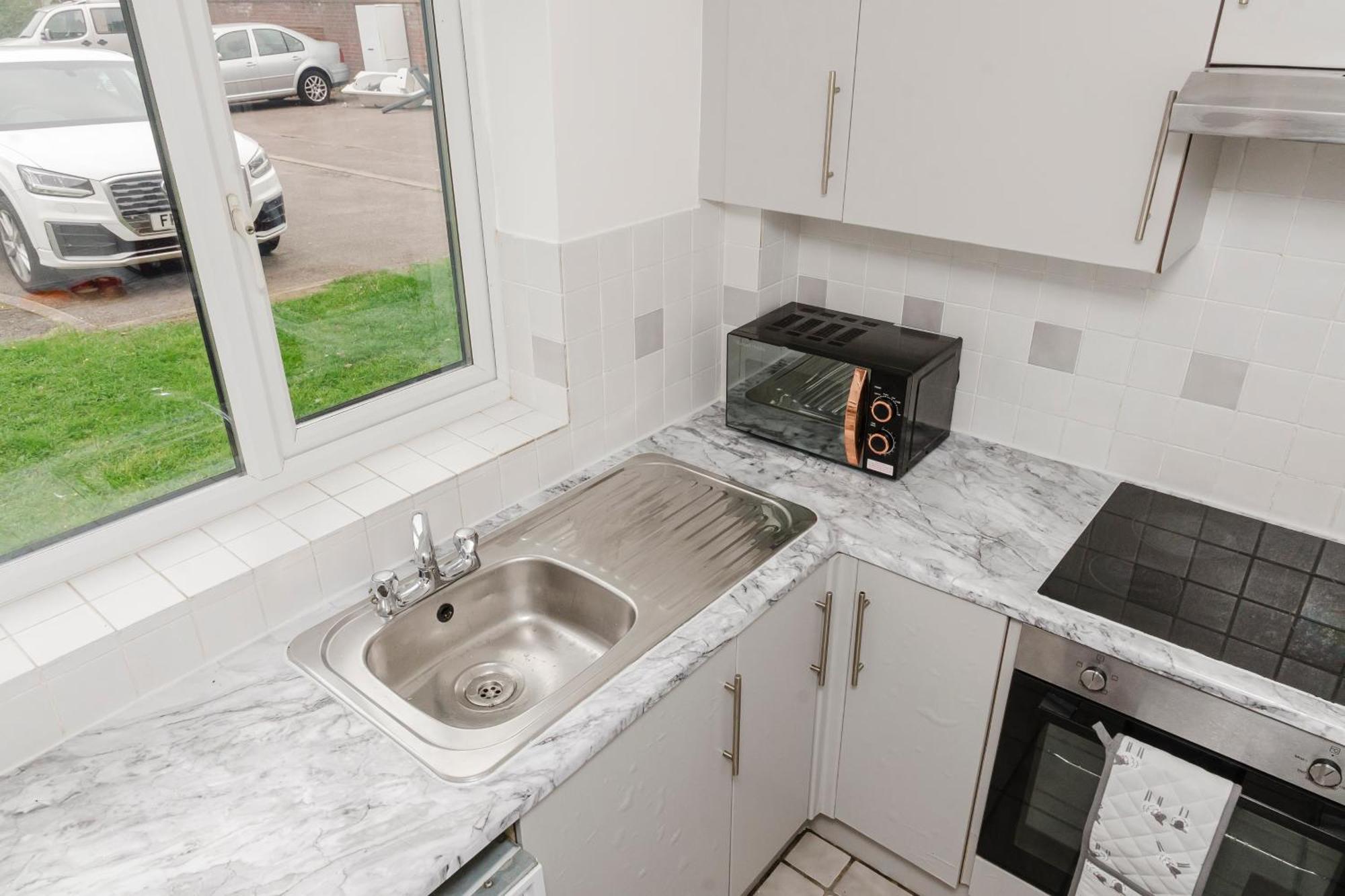 Samuel Place Holiday home Corby