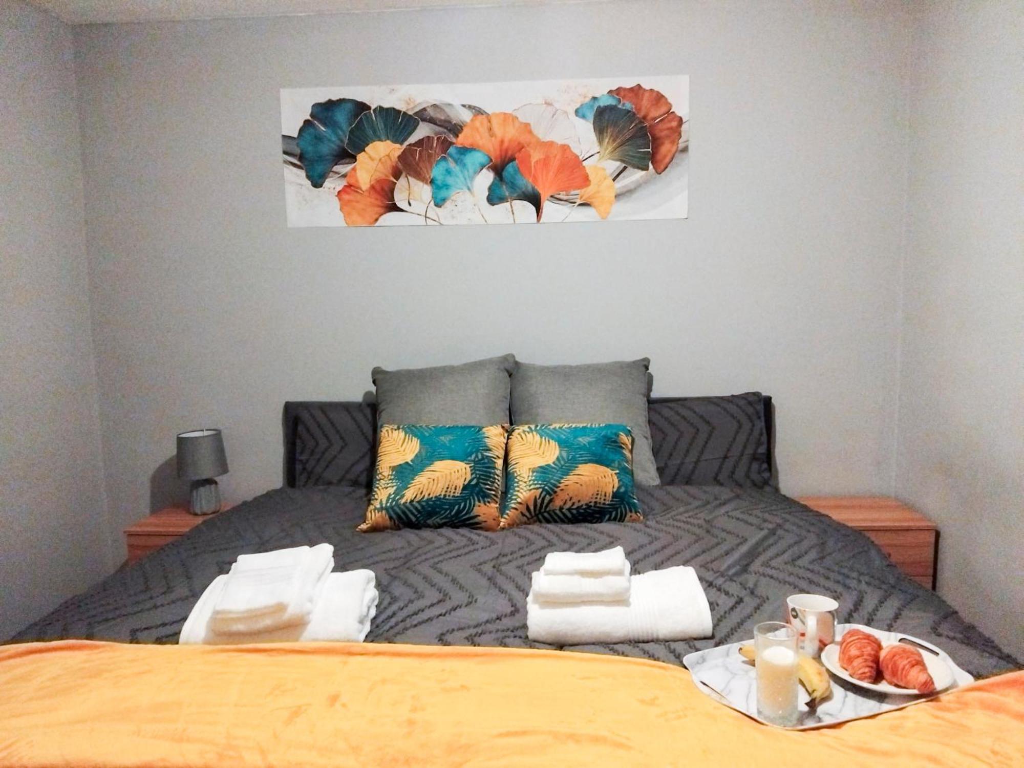 Holiday home Samuel Place Corby